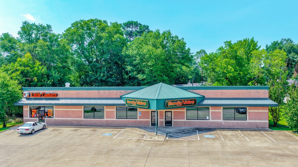 2010 Lamar Ave, Paris, TX for lease - Building Photo - Image 3 of 12