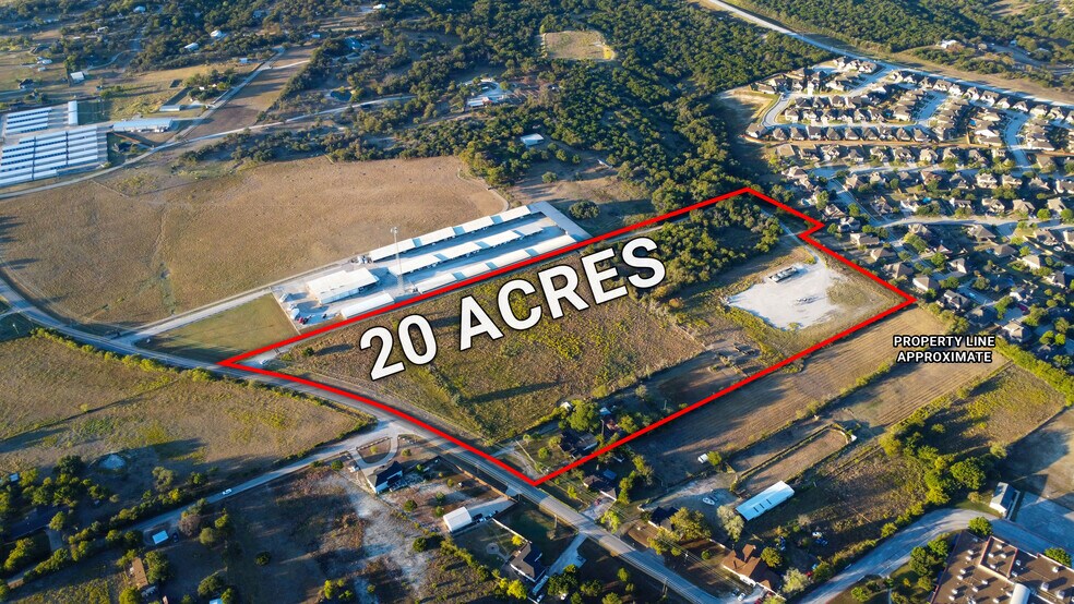 705 N Oakridge Dr, Weatherford, TX à vendre - Photo du bâtiment - Image 2 de 5