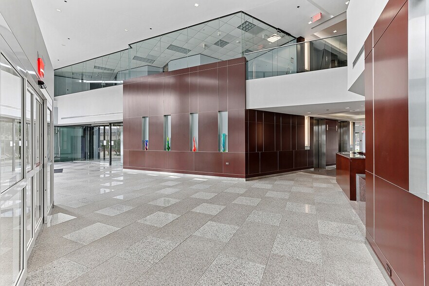 11490 Westheimer Rd, Houston, TX à louer - Photo intérieure - Image 3 de 5