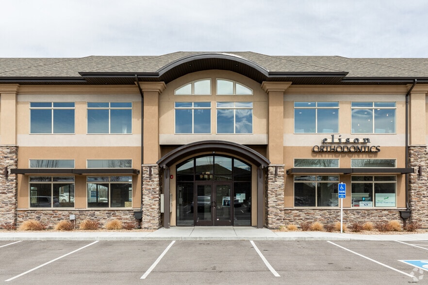 3583 W 9800 S, South Jordan, UT à vendre - Photo du bâtiment - Image 2 de 22