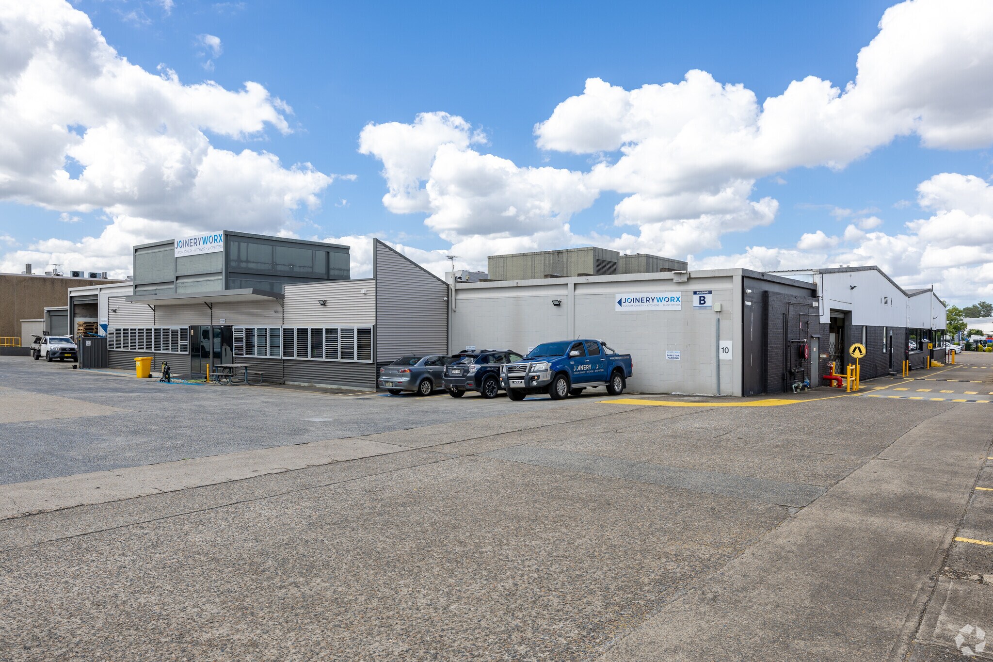 183B Prospect Hwy, Seven Hills for lease Primary Photo- Image 1 of 7