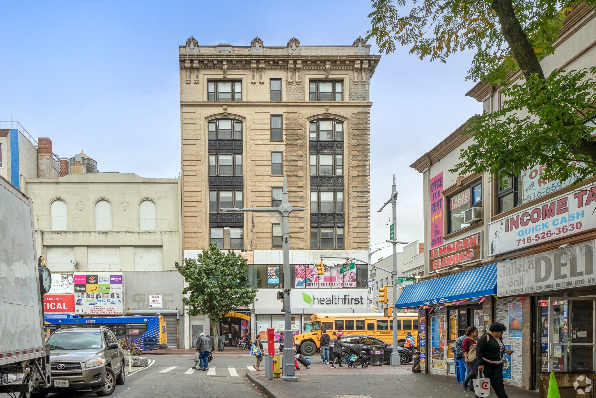 89-74 162nd St, Jamaica, NY à louer Photo principale- Image 1 de 3