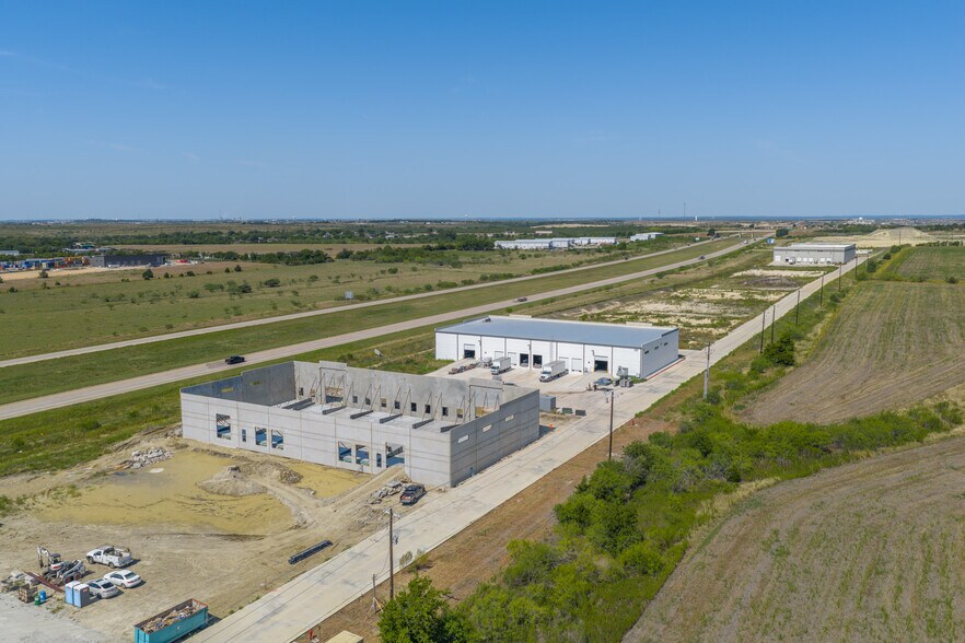 12522 FM 1625, Creedmoor, TX à vendre - Photo du bâtiment - Image 3 de 8