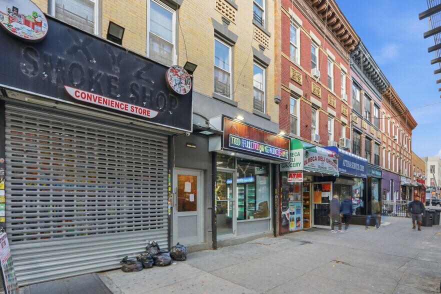 3225 Fulton St, Brooklyn, NY à vendre - Photo du bâtiment - Image 3 de 22