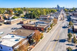 2817 Ingersoll Ave, Des Moines, IA - Aerial  map view