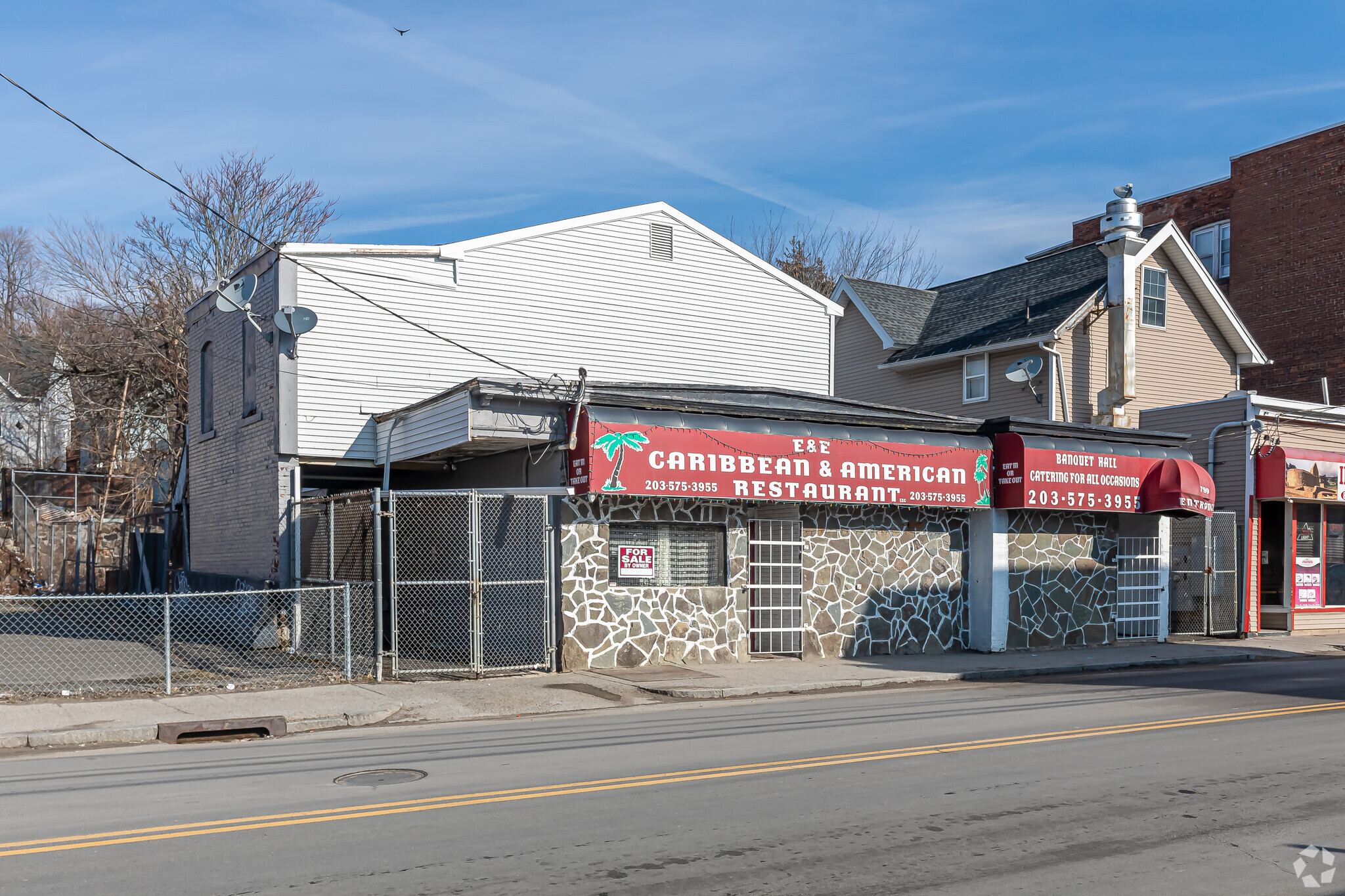 799 N Main St, Waterbury, CT for sale Primary Photo- Image 1 of 1