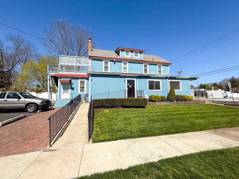 2 Berlin Rd, Lindenwold, NJ for sale - Building Photo - Image 3 of 14