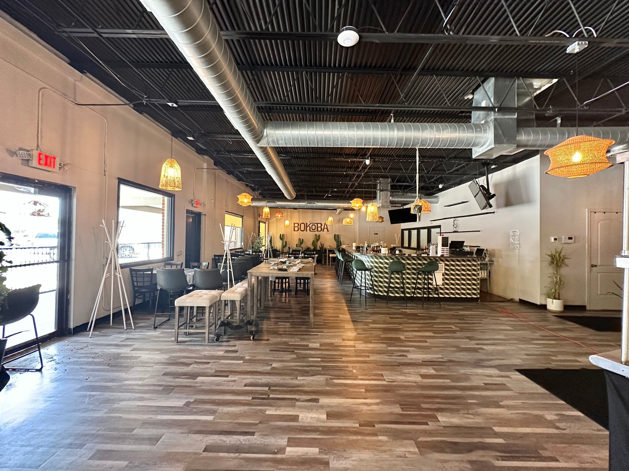 3420-3440 N St Marys St, San Antonio, TX for lease Interior Photo- Image 1 of 4