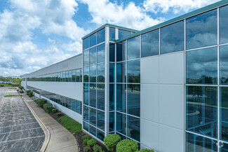 More details for 1433 Internationale Pky, Woodridge, IL - Office, Industrial for Lease