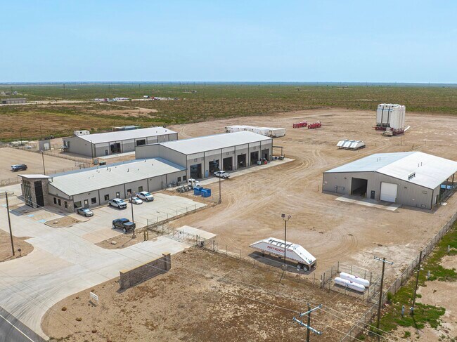 Plus de détails pour 9163 W Murphy St, Odessa, TX - Industriel à louer