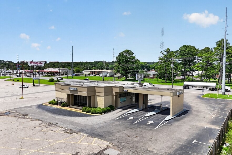 1151 Bankhead Hwy W, Birmingham, AL à vendre - Photo du bâtiment - Image 1 de 18