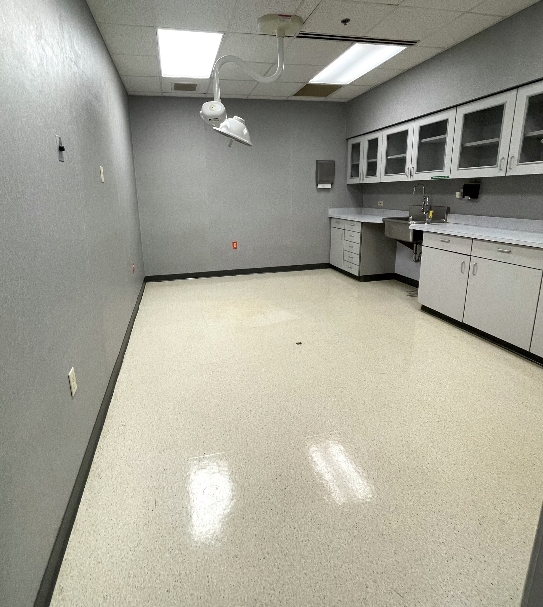 3600 SW Capital Ave, Battle Creek, MI for lease Interior Photo- Image 1 of 1