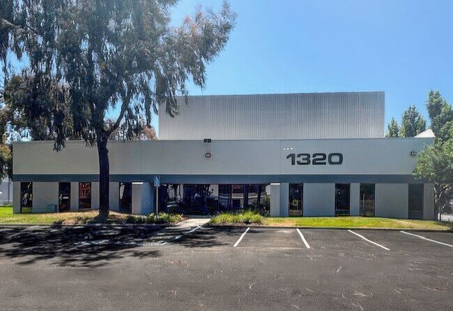Plus de détails pour 1320 Kifer Rd, Sunnyvale, CA - Industriel à louer