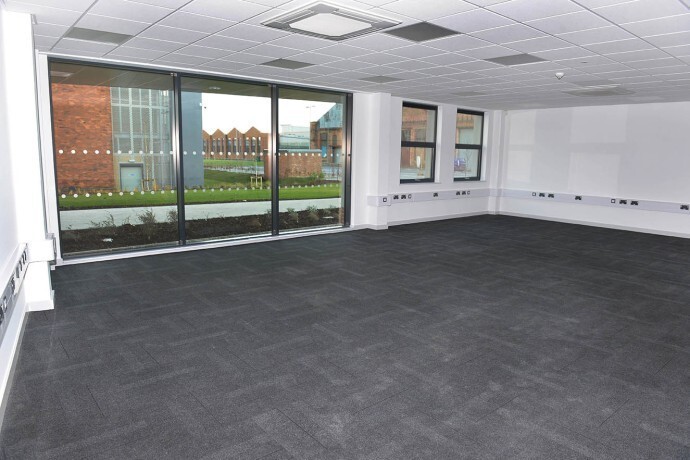 Ruston Way, Lincoln for lease Interior Photo- Image 1 of 1