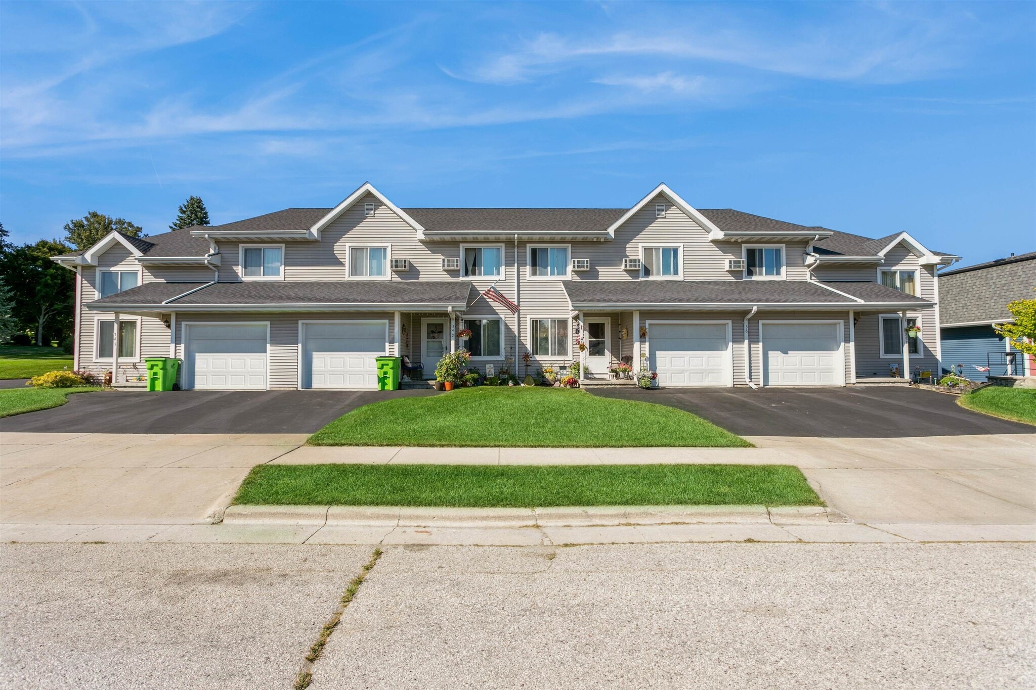 34 E Paine St, Kiel, WI à vendre Photo du bâtiment- Image 1 de 26