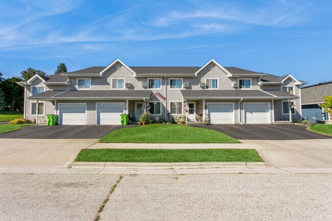 More details for 34 E Paine St, Kiel, WI - Multifamily for Sale