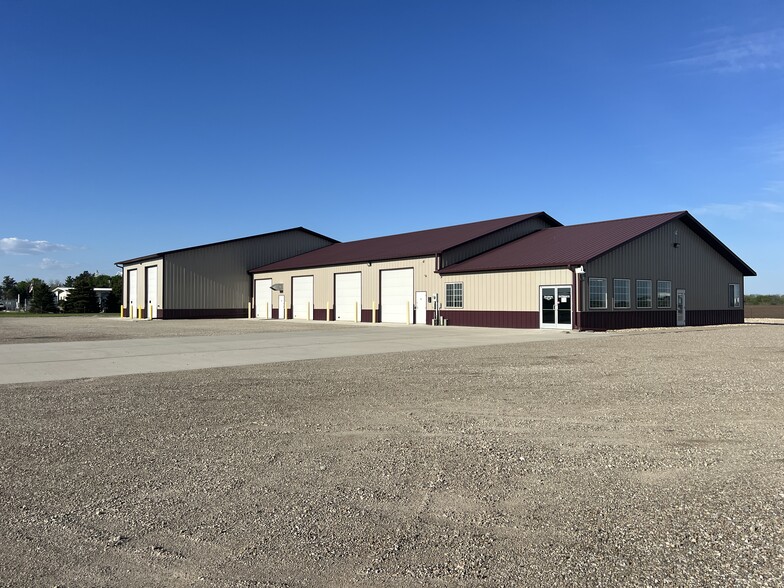1303 N 56th St, Clear Lake, IA for sale - Building Photo - Image 2 of 4