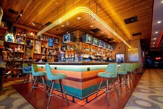 Plus de détails pour 2416 Brazos St, Houston, TX - Commerce de détail à louer