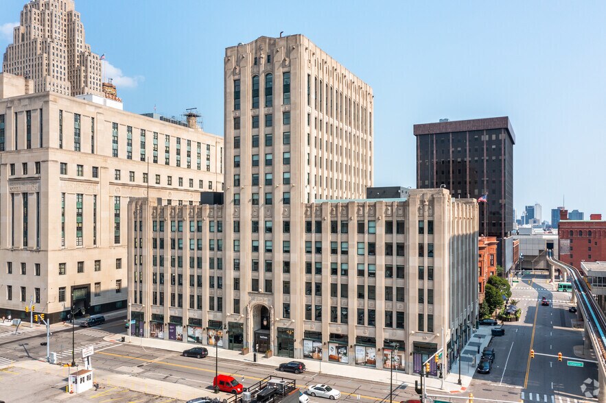 321 W Lafayette Ave, Detroit, MI à louer - Photo du bâtiment - Image 2 de 10