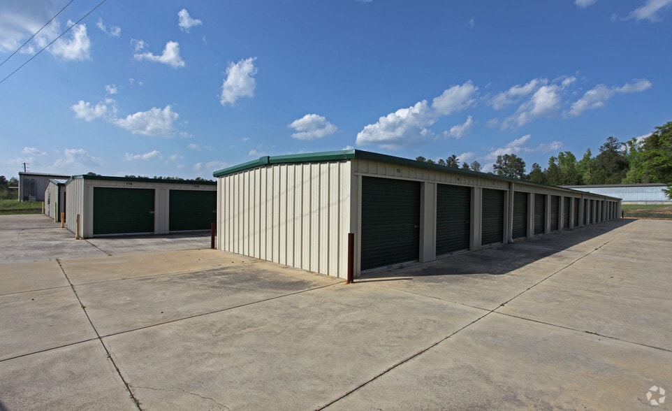 200 Wallace Rd, Wadesboro, NC for sale - Building Photo - Image 2 of 2