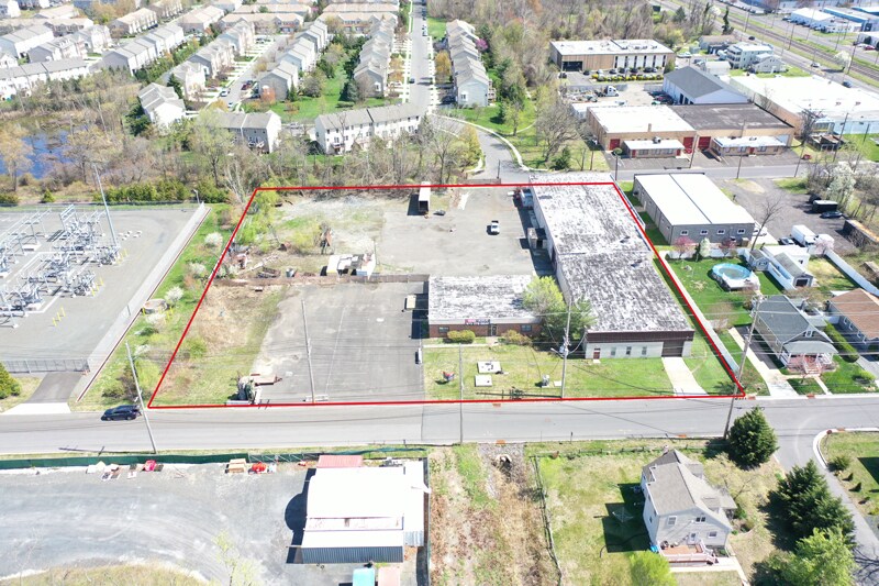 460-464 N Randolph Ave, Cinnaminson, NJ à louer - Photo du bâtiment - Image 2 de 2