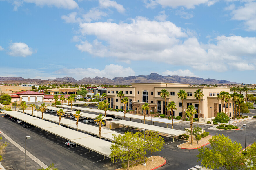 2850 W Horizon Ridge Pky, Henderson, NV for lease - Building Photo - Image 2 of 4