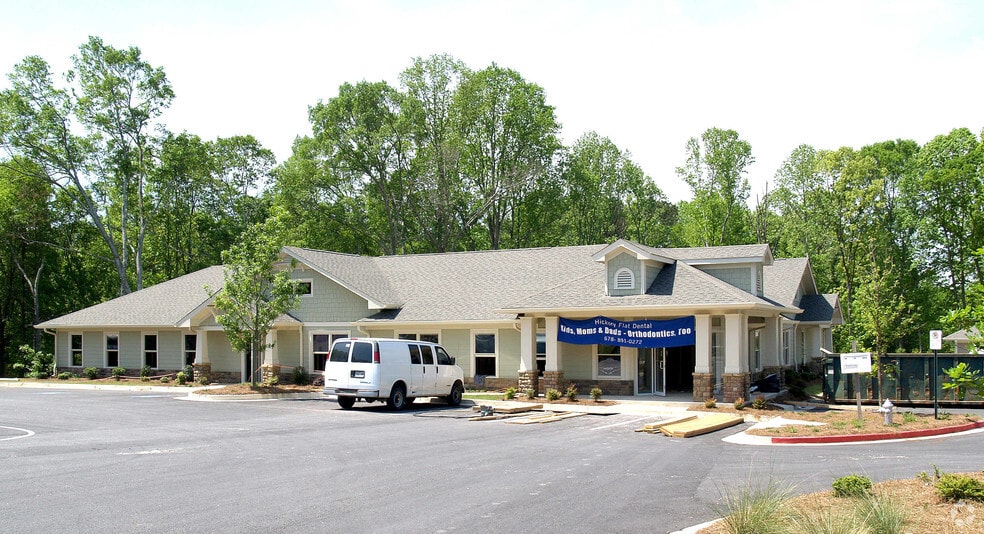 7840 Hickory Flat Hwy, Woodstock, GA for sale - Building Photo - Image 1 of 2