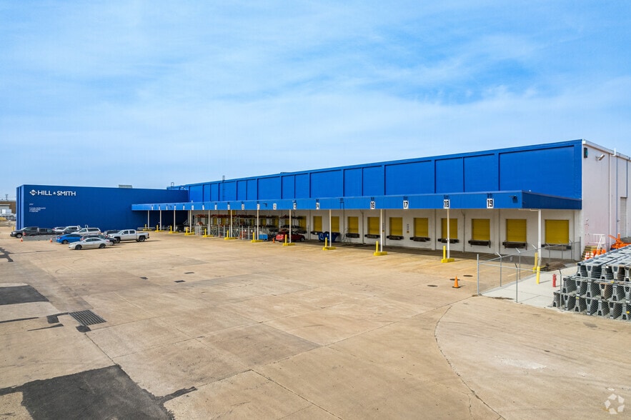 2917 Oakland Ave, Garland, TX for lease - Building Photo - Image 2 of 5