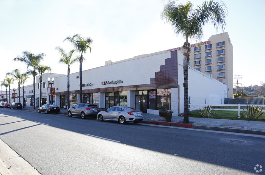 138 E Garvey Ave, Monterey Park, CA for lease - Primary Photo - Image 1 of 6
