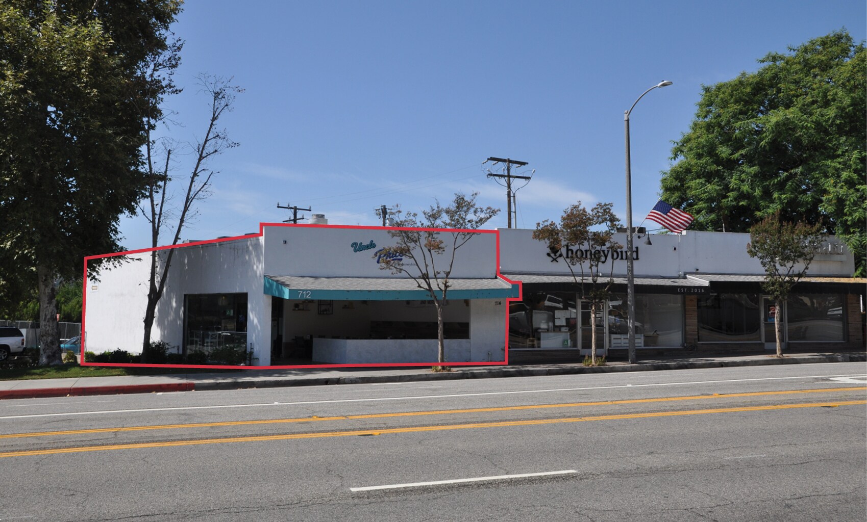 712-716 Foothill Blvd, La Cañada Flintridge, CA à louer Photo du bâtiment- Image 1 de 10