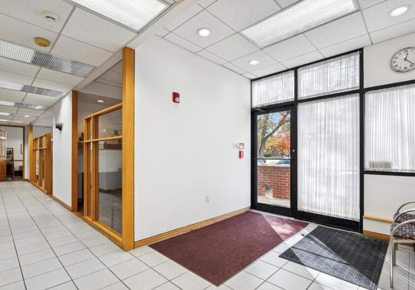 1000 Fayette St, Conshohocken, PA for sale - Interior Photo - Image 2 of 5