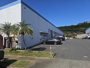 99-930 Iwaena St, Aiea, HI for lease Building Photo- Image 1 of 15