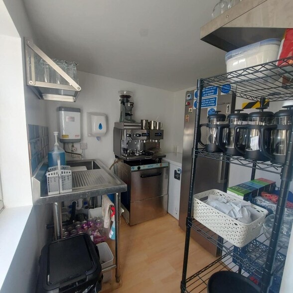 14 Millgate, Thirsk for sale - Interior Photo - Image 3 of 4