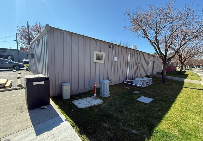 700 S 17th St, Boise, ID à louer - Photo du bâtiment - Image 3 de 13
