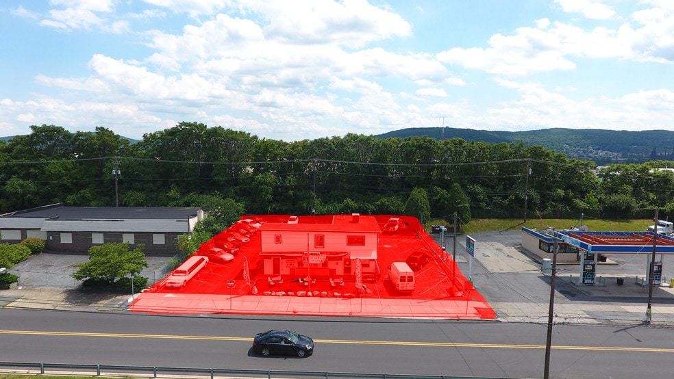 1130 Pembroke Rd, Bethlehem, PA for lease - Building Photo - Image 3 of 41