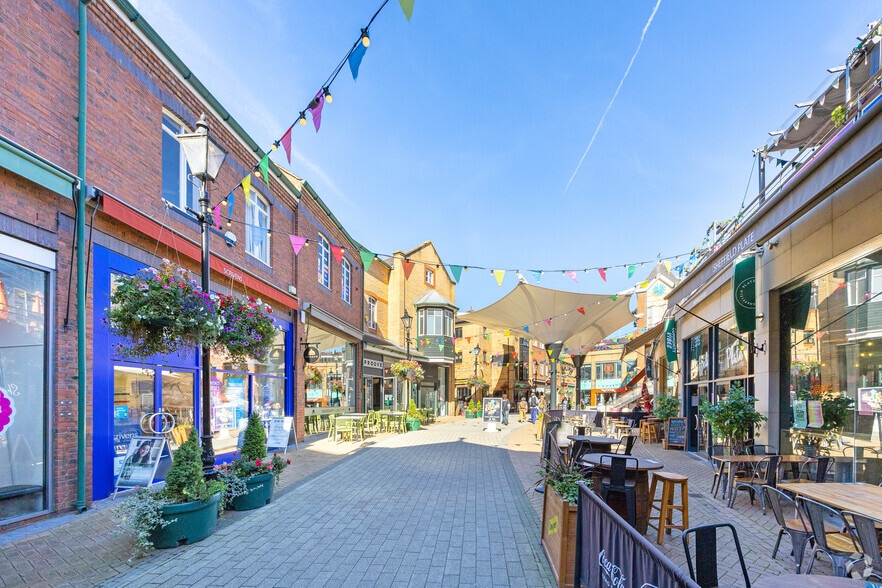 Orchard Sq, Sheffield for lease - Building Photo - Image 2 of 13