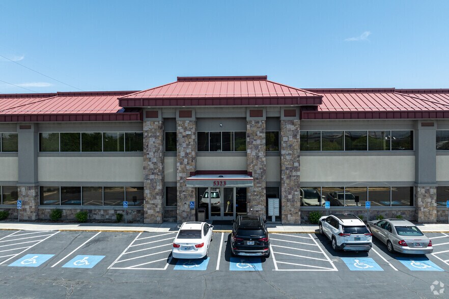 5323 S Woodrow St, Salt Lake City, UT à louer - Photo du bâtiment - Image 2 de 10