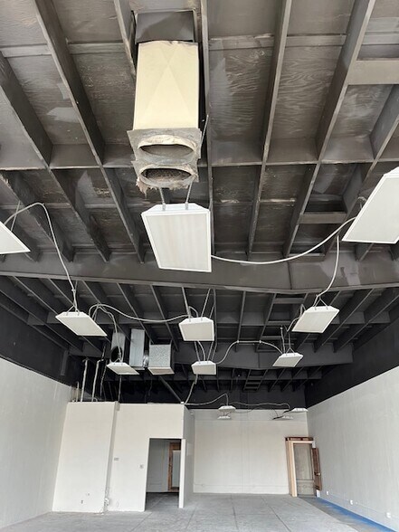 5108-5130 W 190th St, Torrance, CA à louer - Photo intérieure - Image 3 de 7