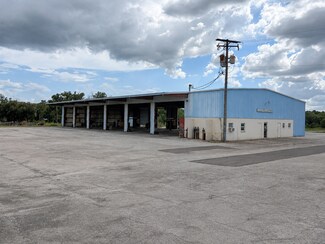 Plus de détails pour 100 Thornhill Rd, Auburndale, FL - Industriel à louer