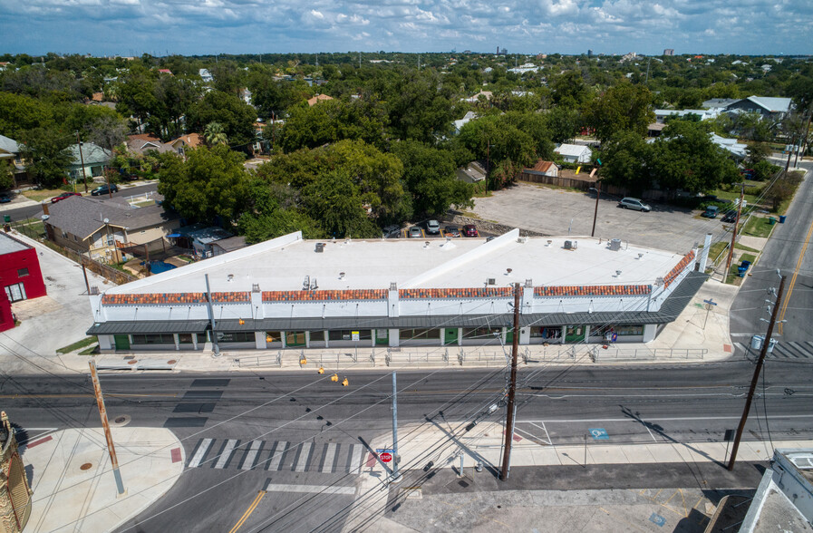 700-714 Fredericksburg Rd, San Antonio, TX for lease - Building Photo - Image 3 of 12