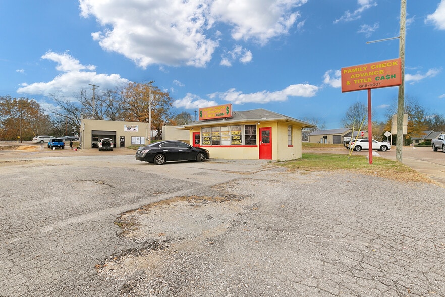 1045 N 1st St, Milan, TN for sale - Building Photo - Image 3 of 16