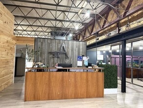 324 Christian St, Oxford, CT for lease Interior Photo- Image 1 of 9