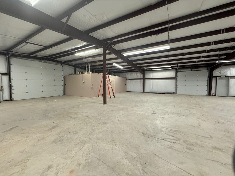 1814 N Access Rd, Clyde, TX for lease - Building Photo - Image 3 of 9
