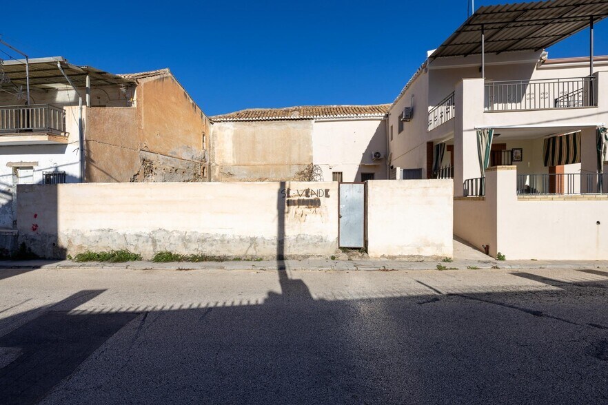 Ordesa Lan, 13, Granada, Granada à vendre - Photo du bâtiment - Image 3 de 16