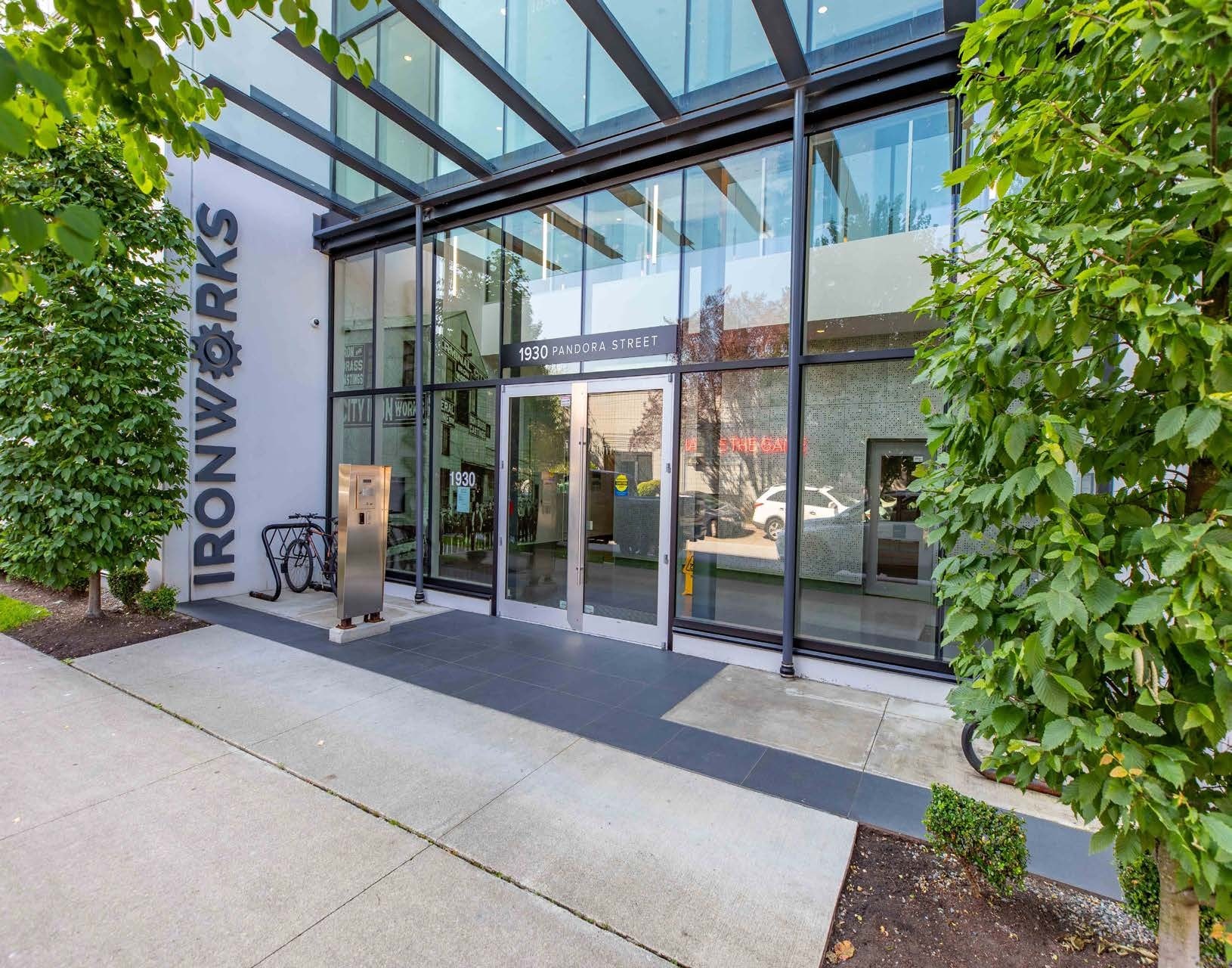 1900-1990 Pandora St, Vancouver, BC for lease Building Photo- Image 1 of 8