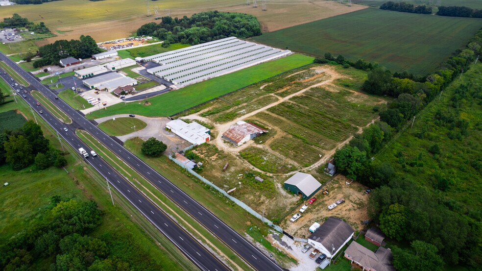 10116 Memorial Pky NW, Huntsville, AL à vendre - Photo du bâtiment - Image 3 de 12