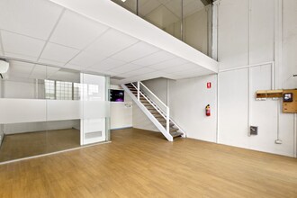 5 Samantha Ct, Knoxfield for lease Interior Photo- Image 2 of 3