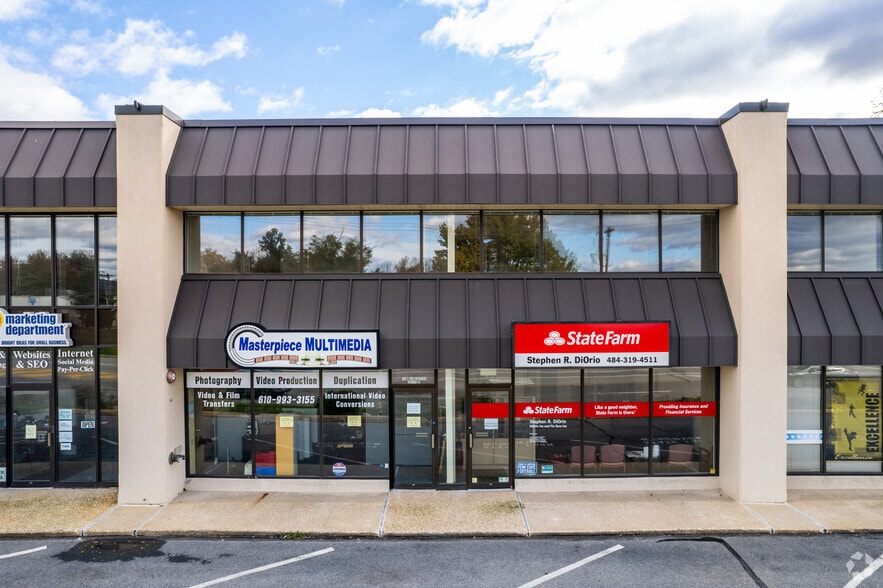 72 Lancaster Ave, Malvern, PA à louer - Photo du bâtiment - Image 3 de 7