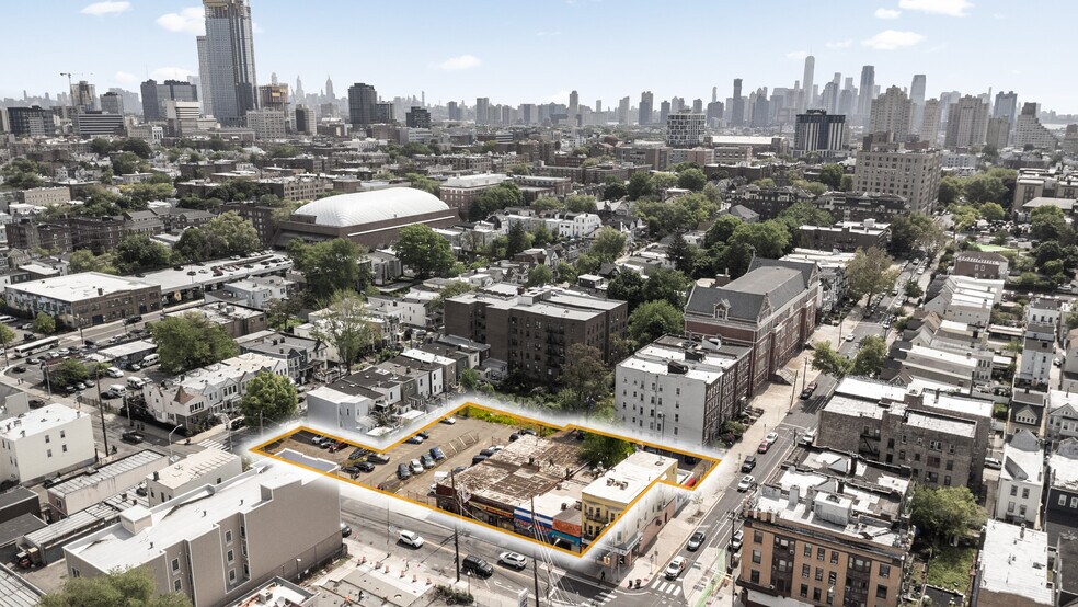 772 Westside Ave, Jersey City, NJ à vendre - Photo du bâtiment - Image 3 de 6