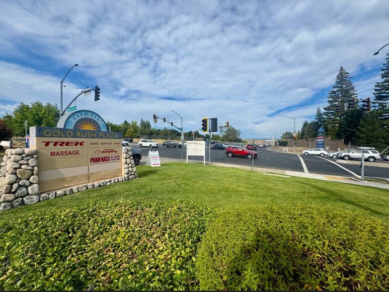 7610 Folsom Auburn Rd, Folsom, CA for lease - Building Photo - Image 2 of 13